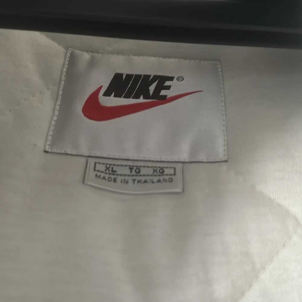 Nike Puffer coat - Picture 3 of 4